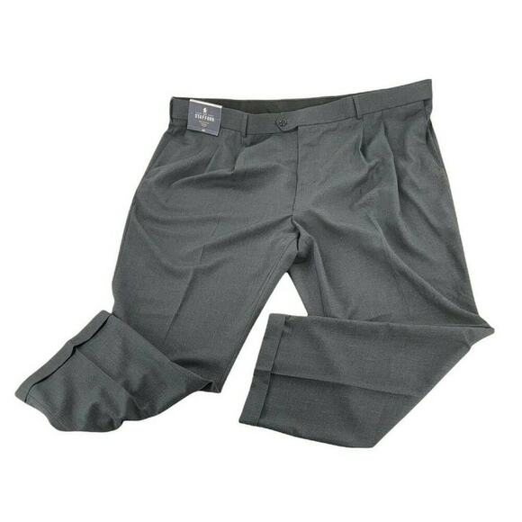 STAFFORD Mens Tailored Big & Tall Fit Front Pleated Buttons Pockets Pants 52x32 - Picture 2 of 8